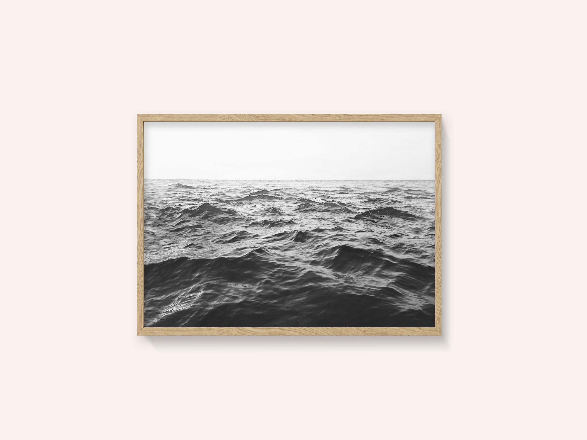 Wavy Horizon BW