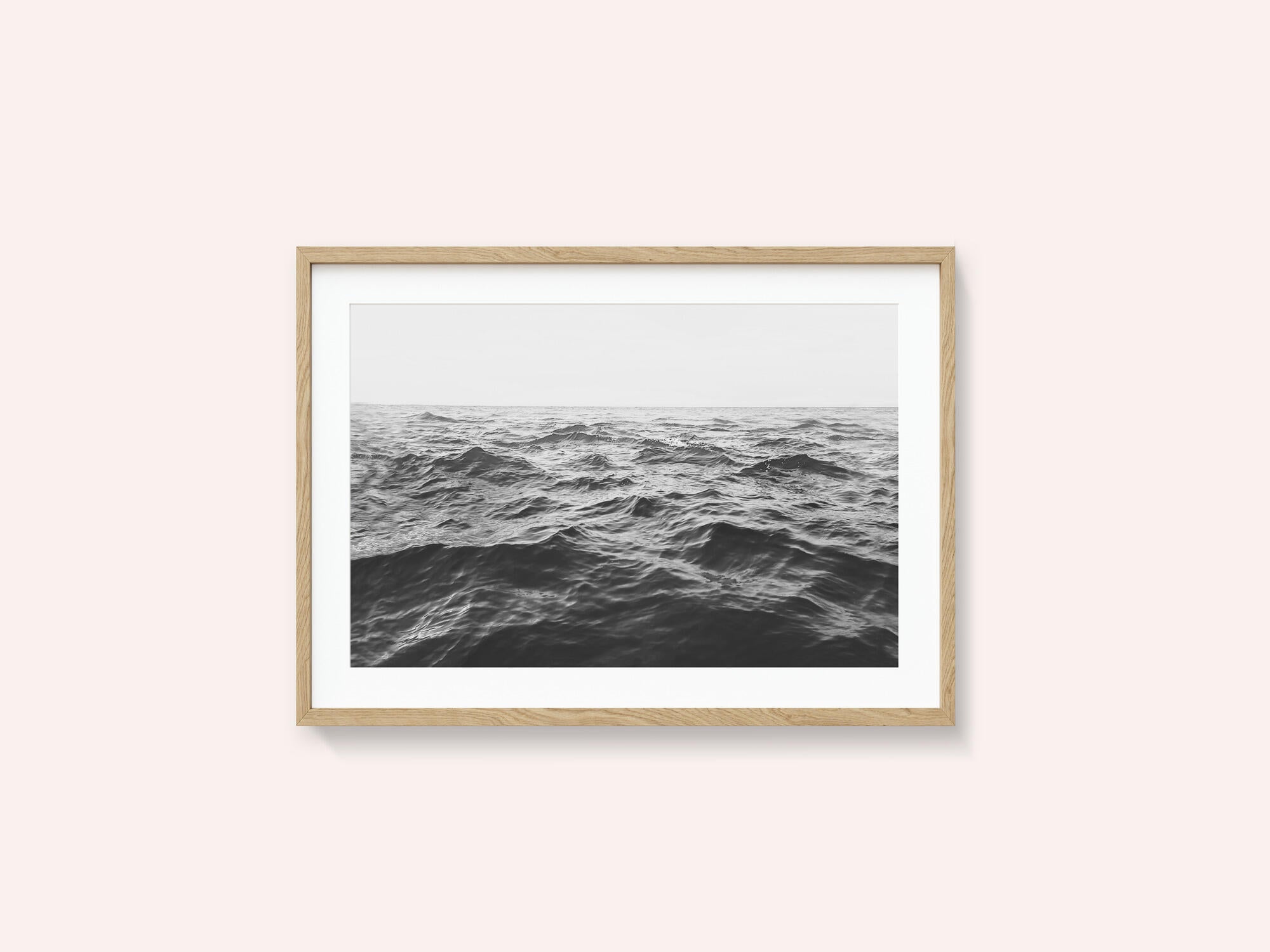Wavy Horizon BW