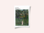 Femme Se Promenant Dans Une Foret Exotique