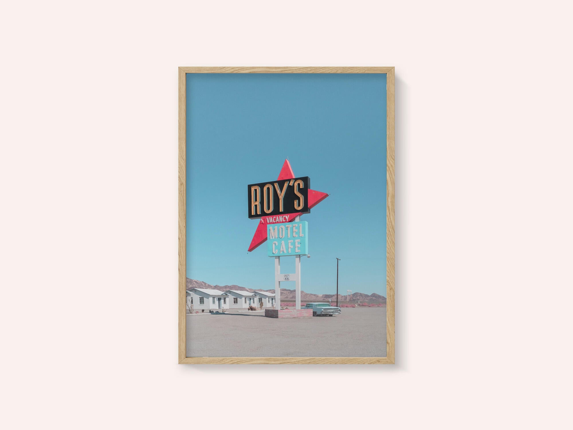 Roy's Motel Cafe Retro Sign