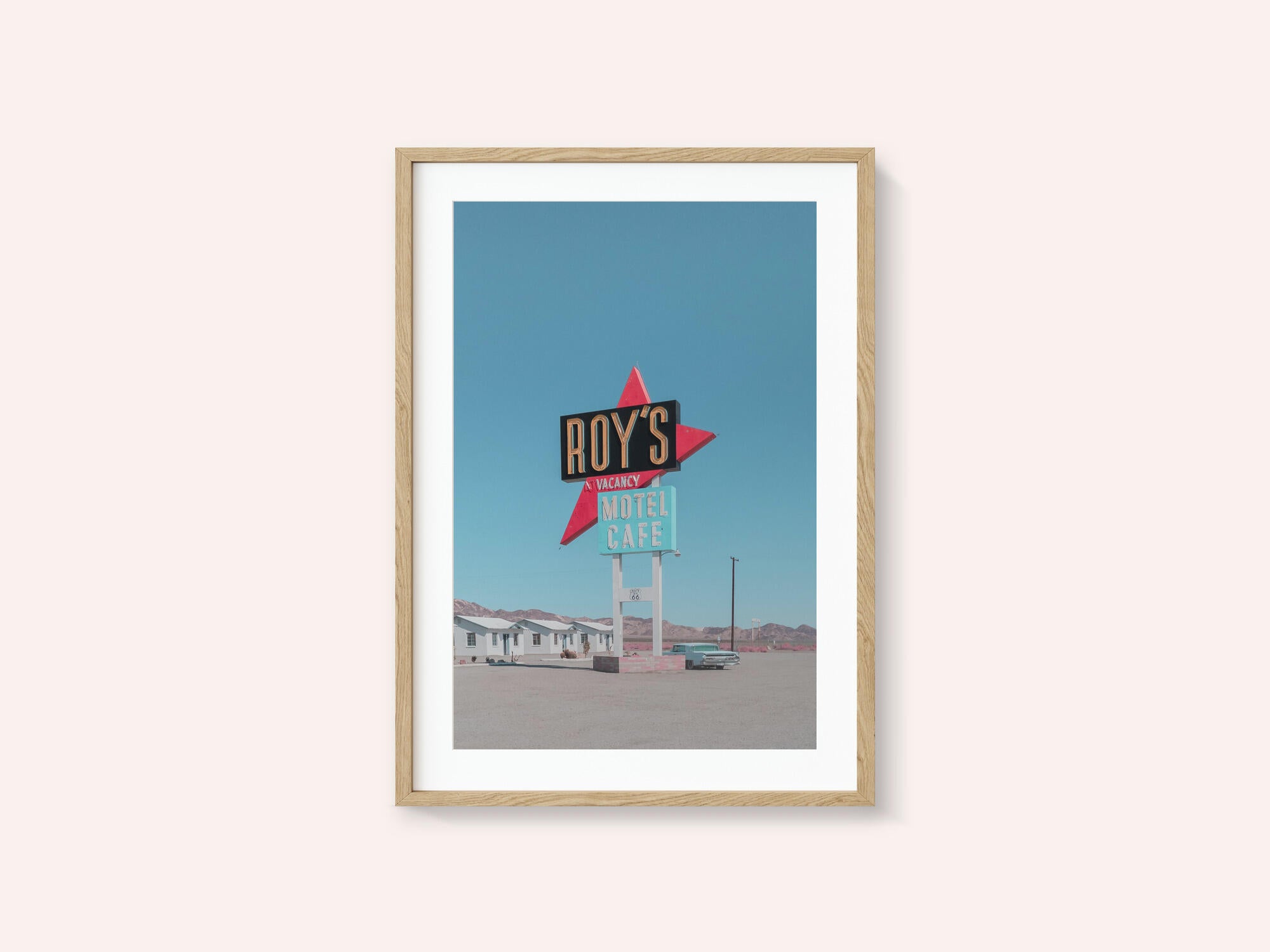 Roy's Motel Cafe Retro Sign
