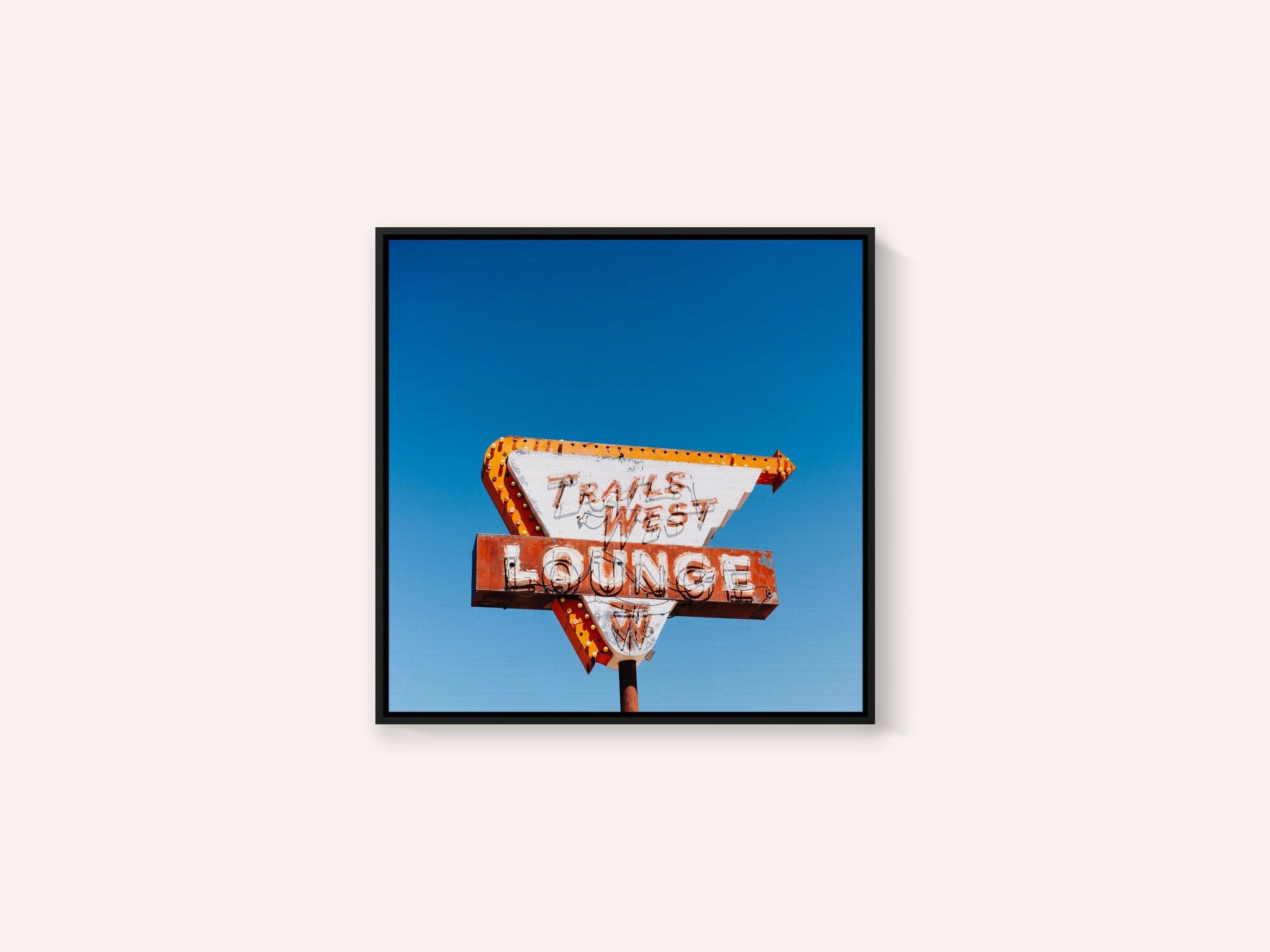 Trails West Lounge