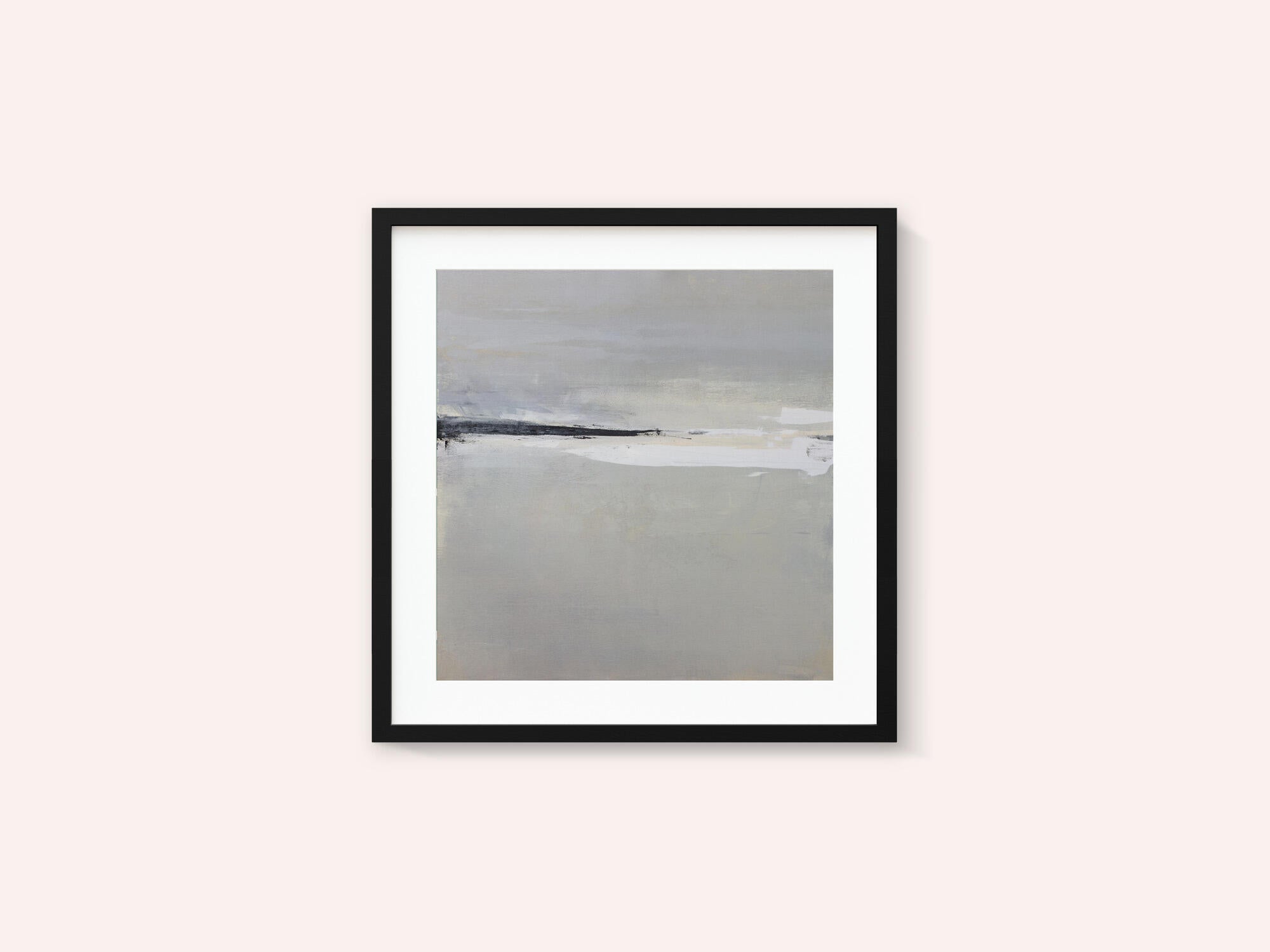 Serene Horizon with Soft Gray and White Tones