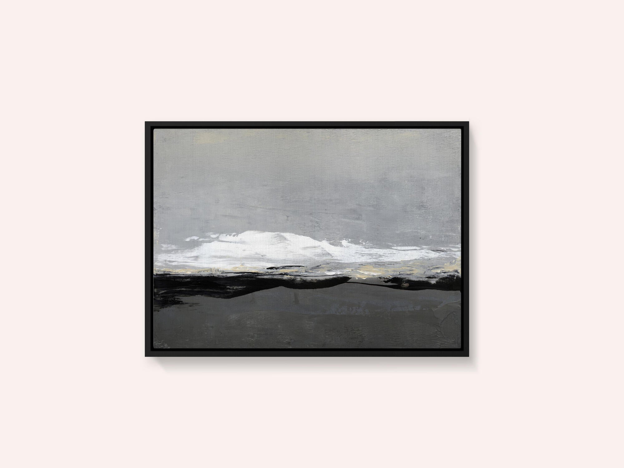 Silent Horizon Over a Calm Sea