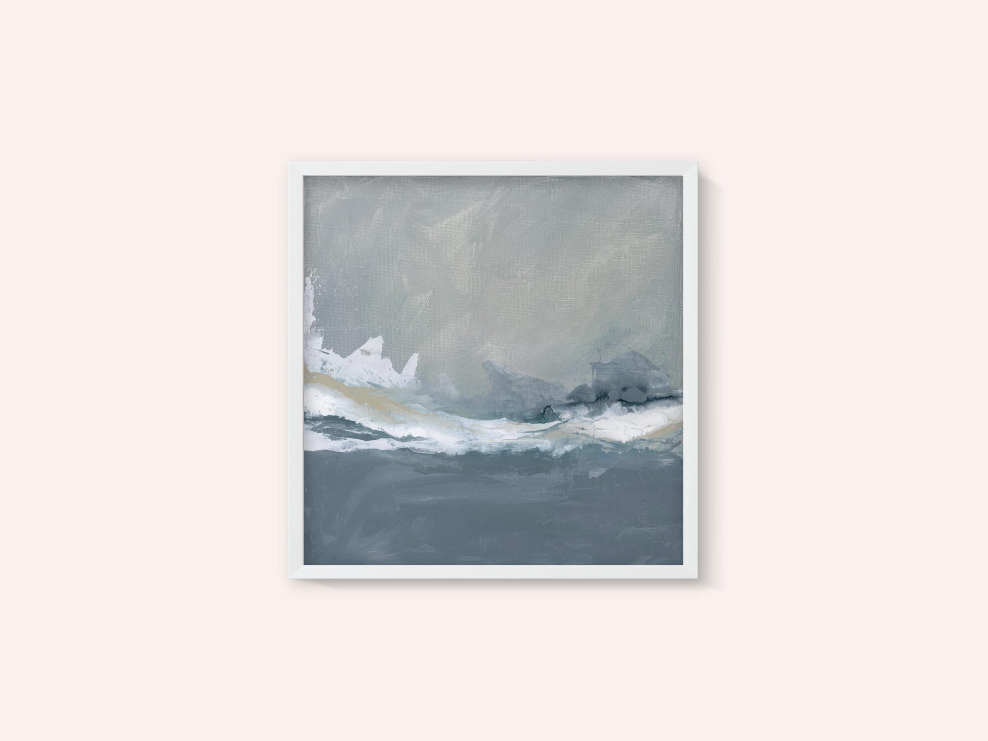 Dynamic Ocean Waves Under a Cloudy Sky