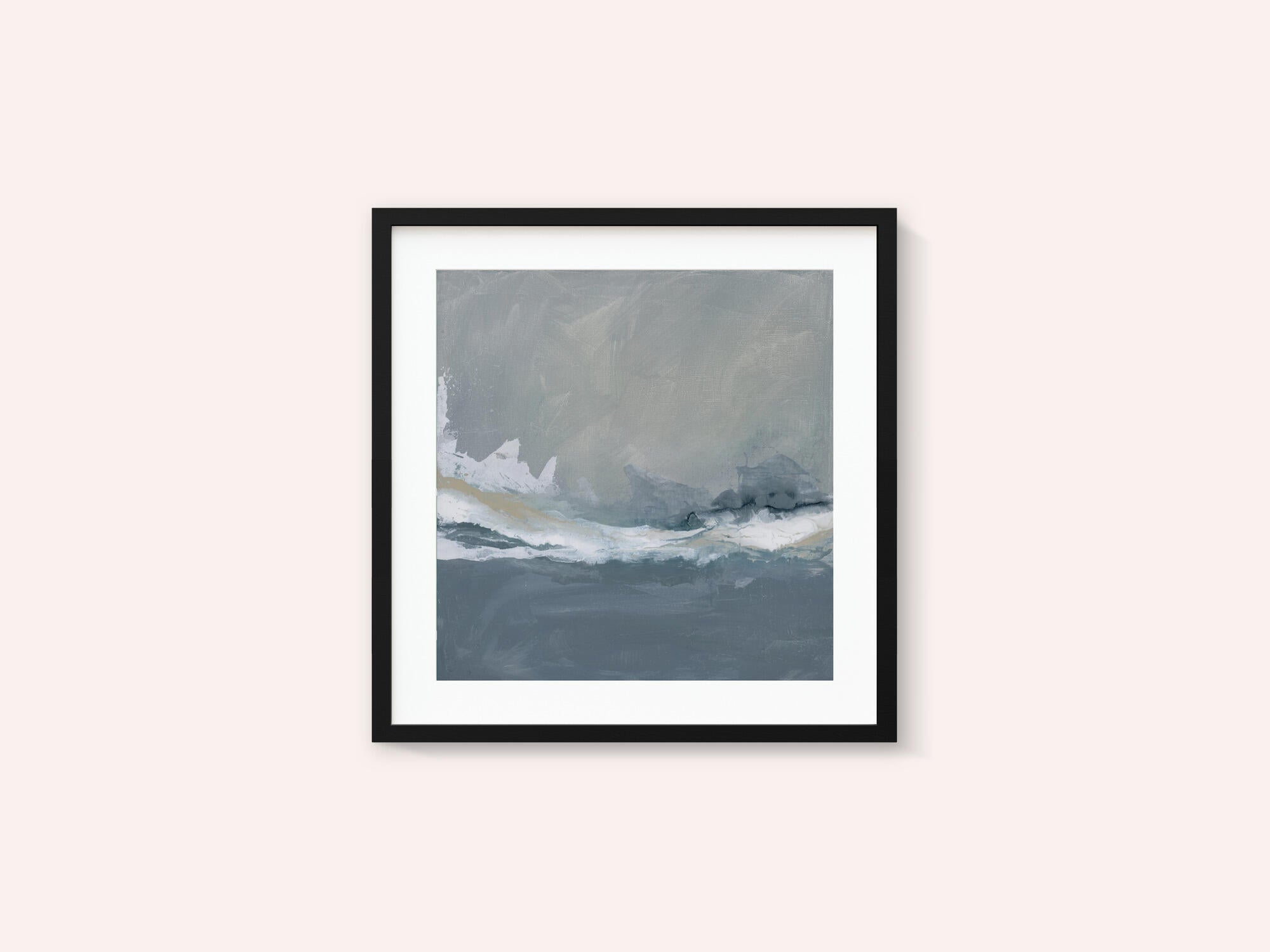 Dynamic Ocean Waves Under a Cloudy Sky