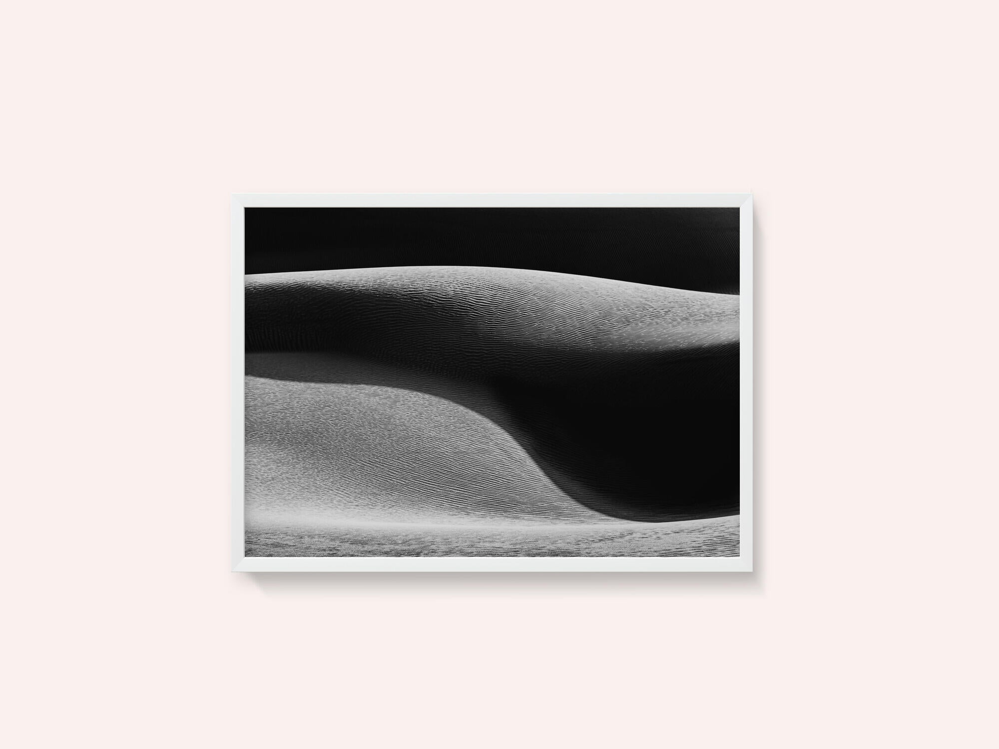 Serene Desert Curves