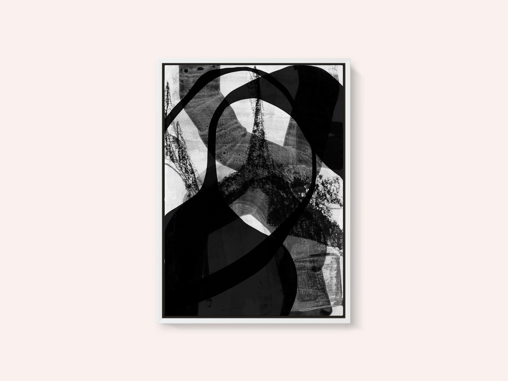 Dynamic Black Curves