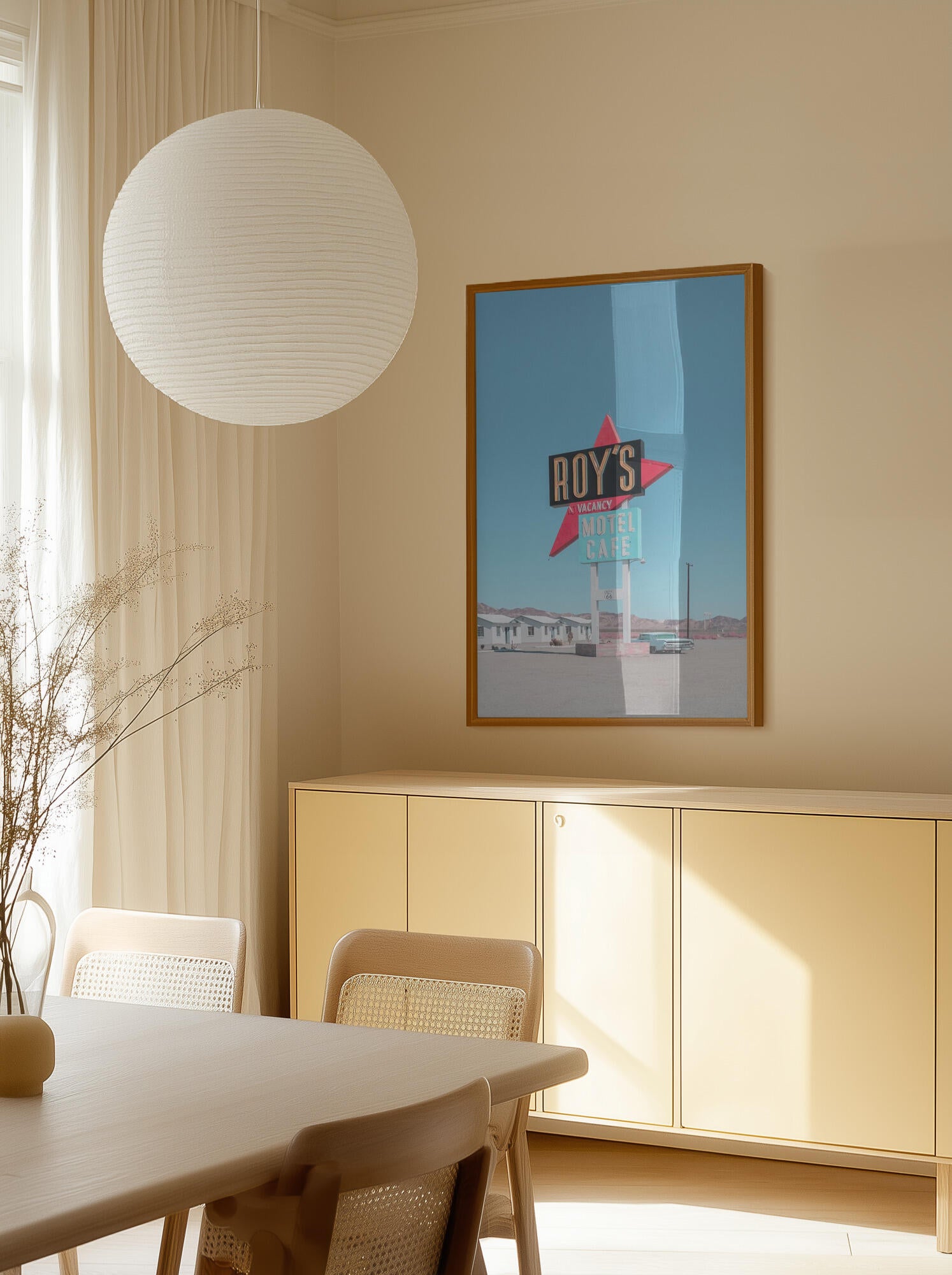 Roy's Motel Cafe Retro Sign