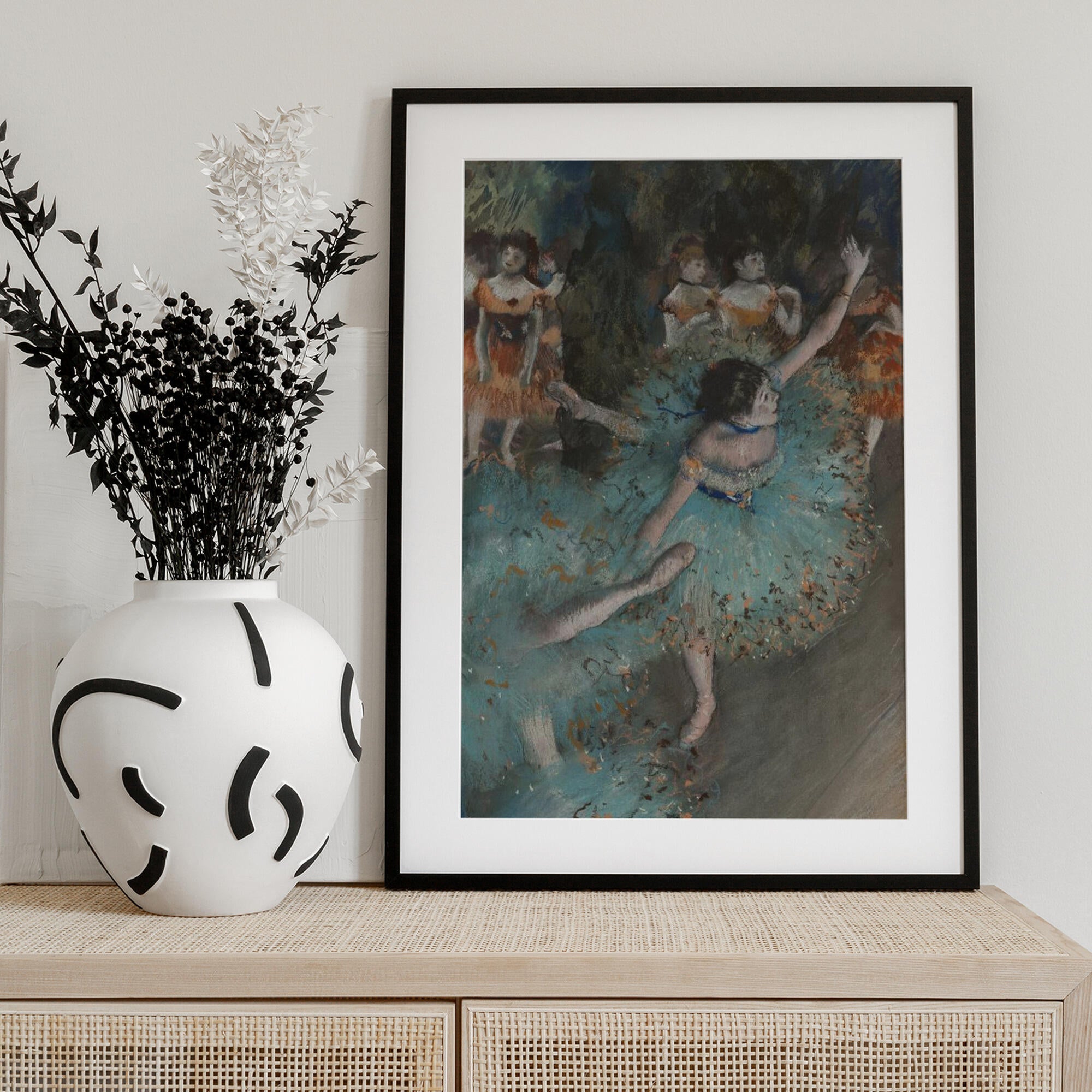 Swaying Dancer