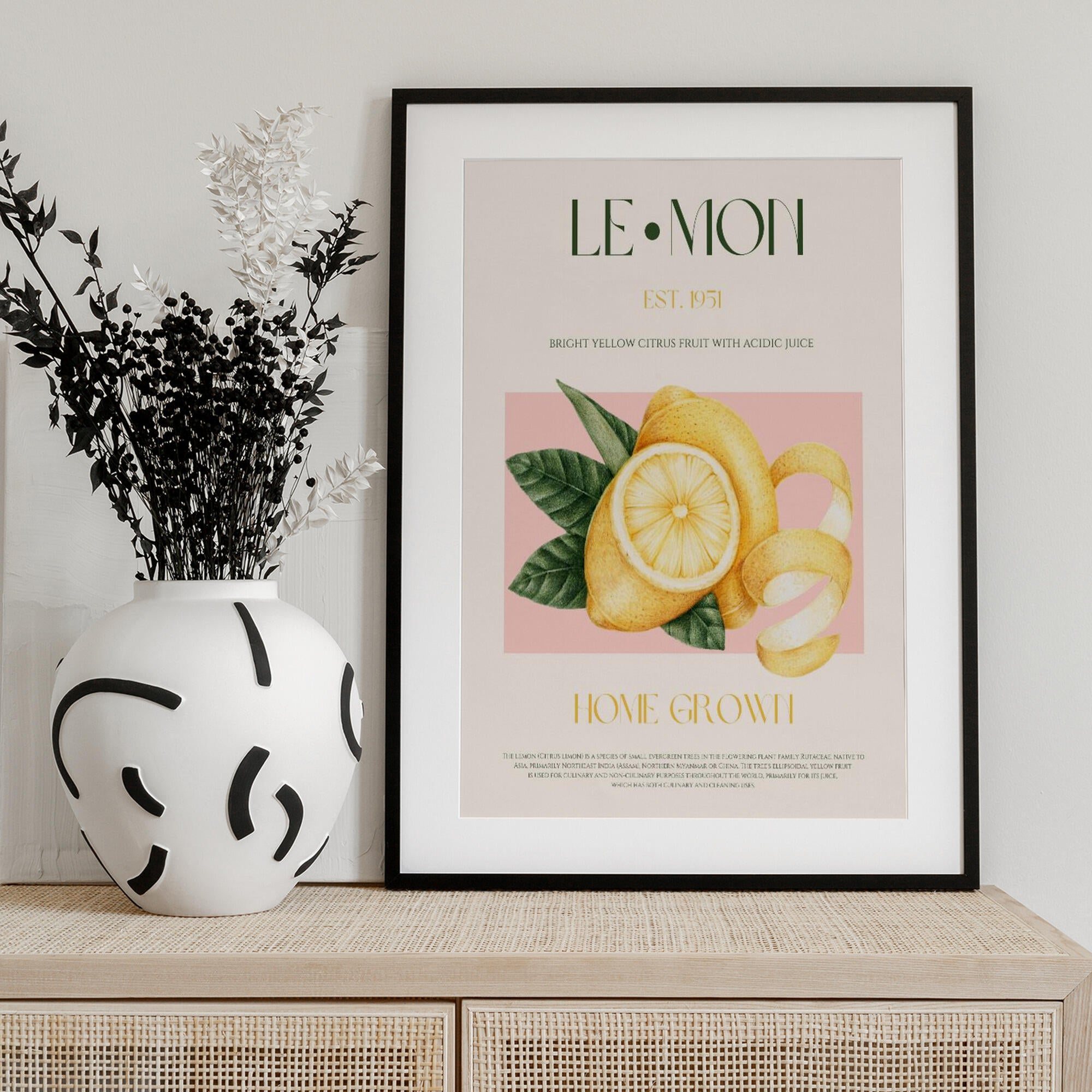Vintage Style Sliced Lemon With Leaves