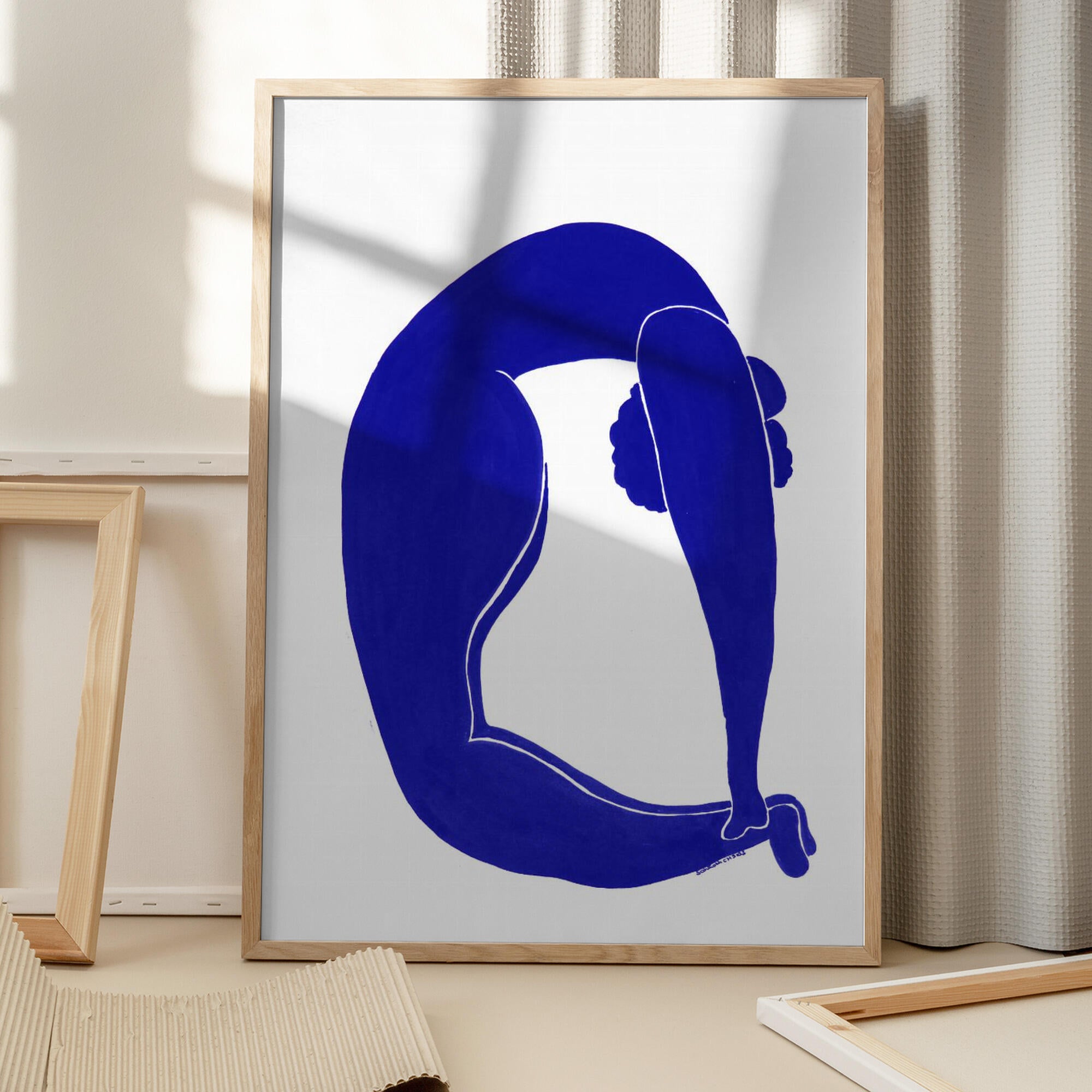 Graceful Blue Form