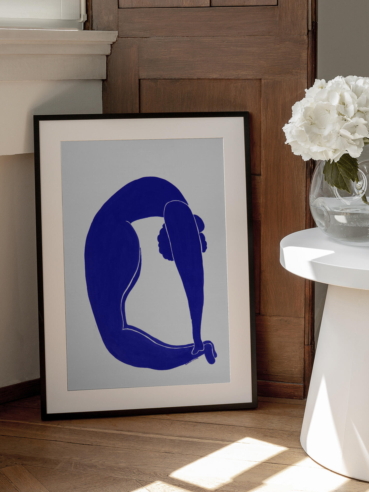 Graceful Blue Form