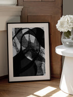 Dynamic Black Curves