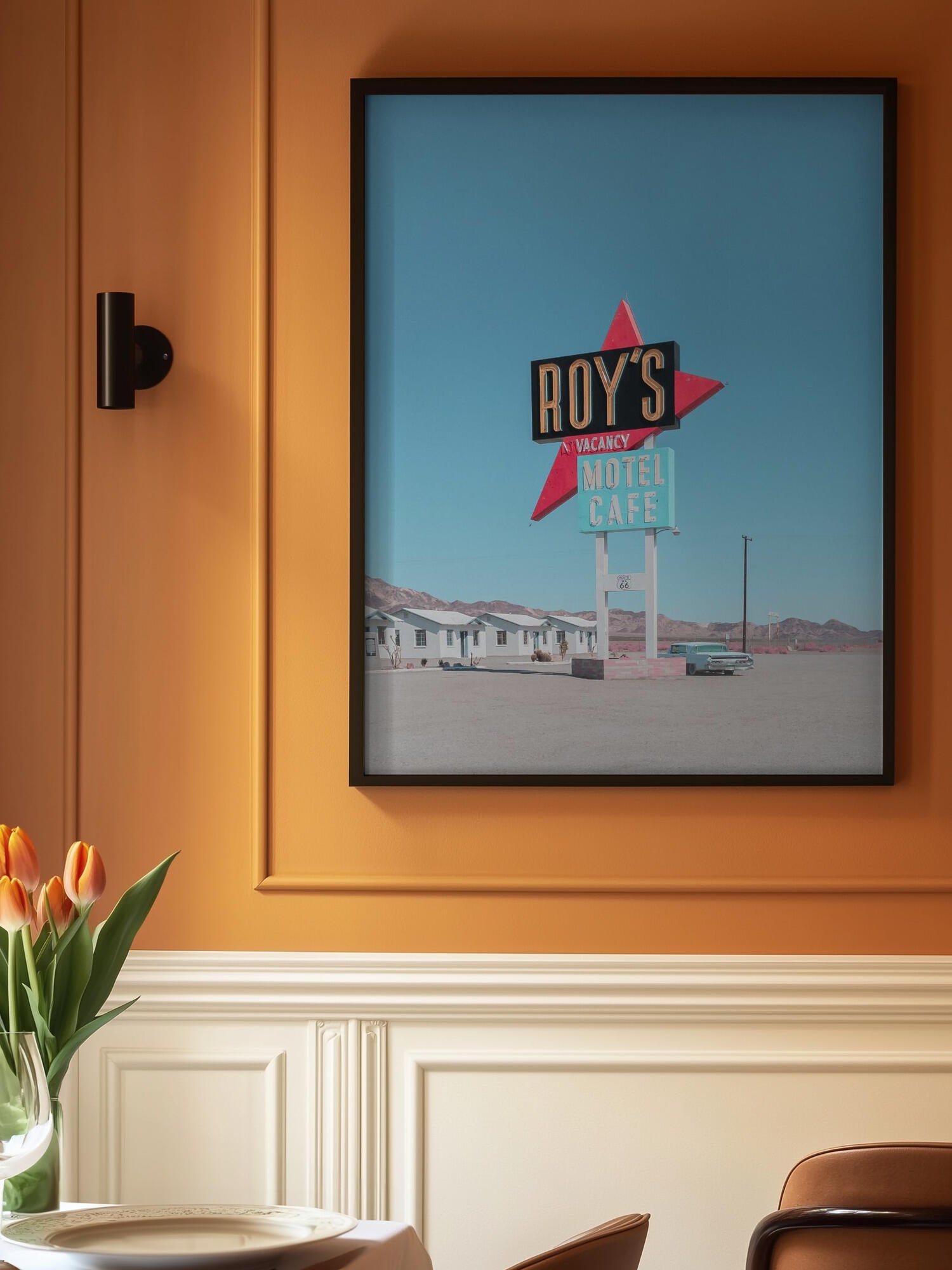 Roy's Motel Cafe Retro Sign
