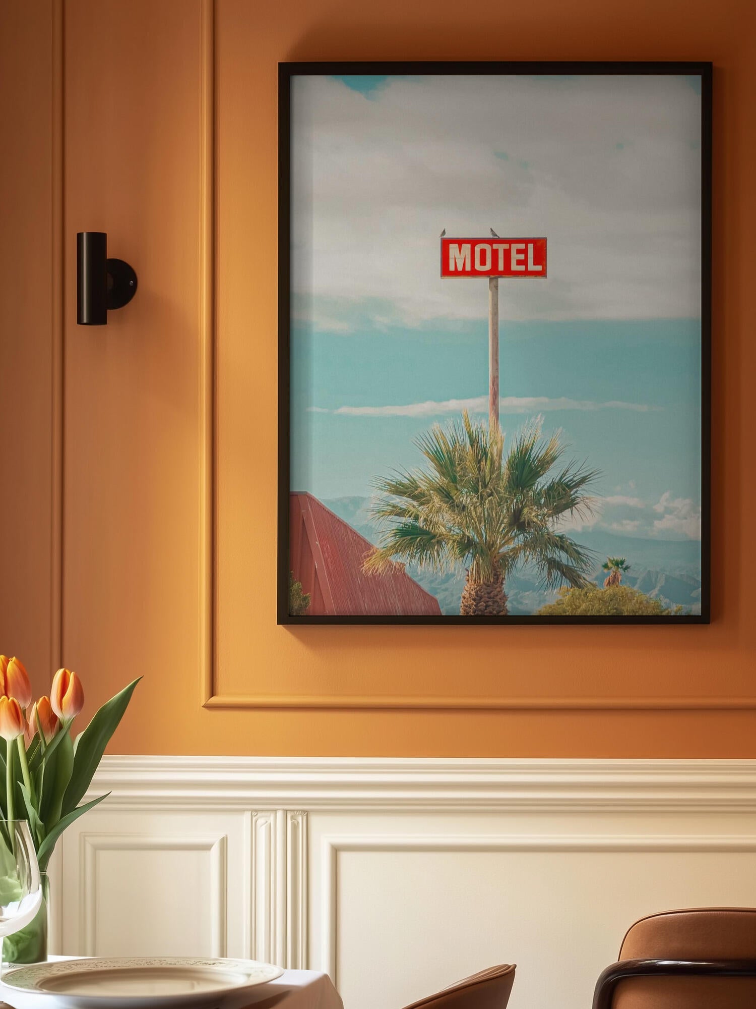 This Motel is for the Birds