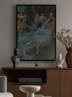 Swaying Dancer