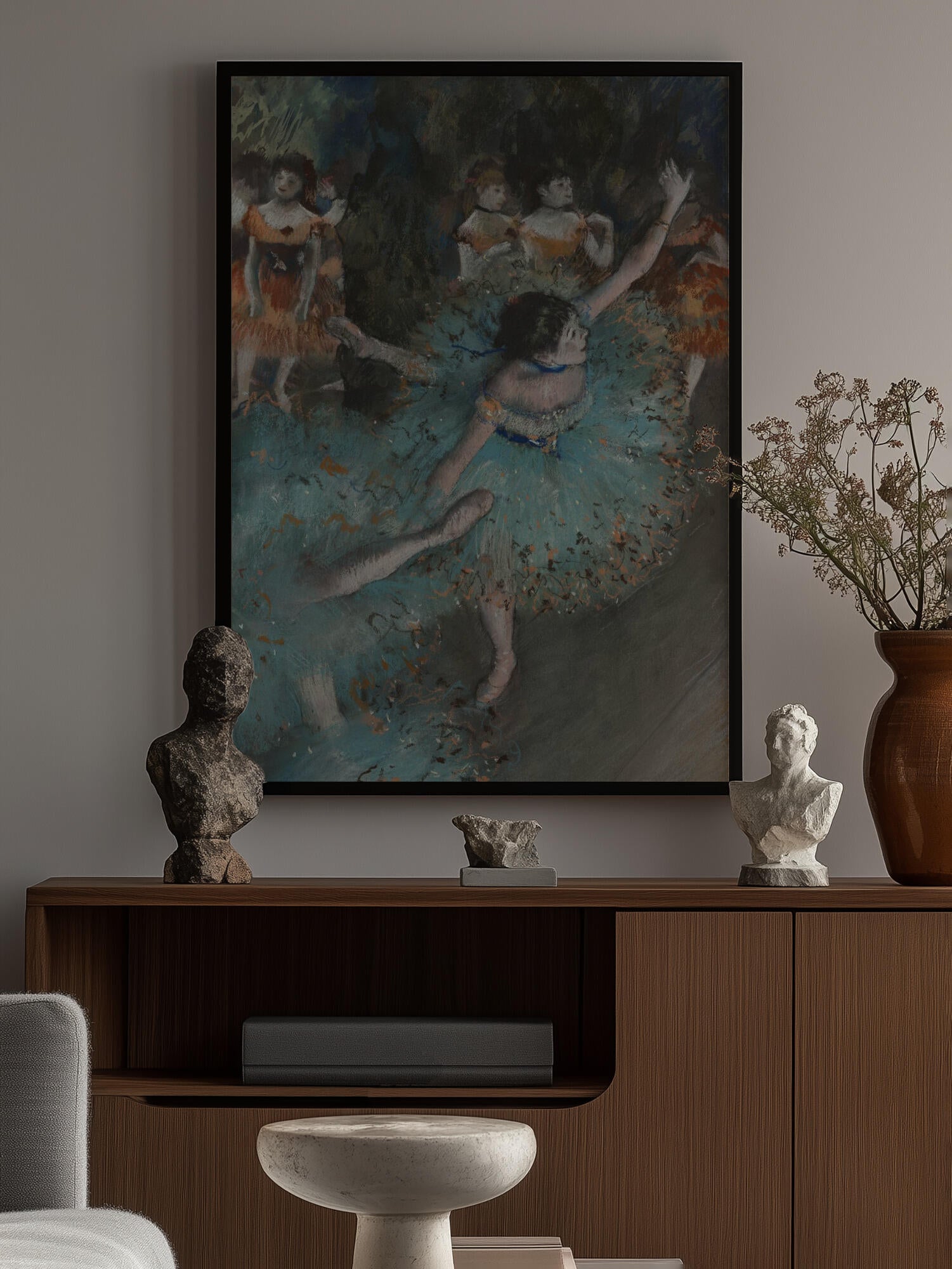 Swaying Dancer